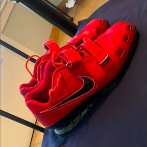 I have to many lifting shoes